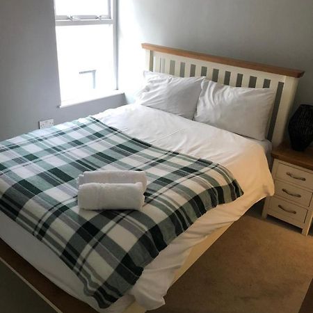 Beautiful Historic 1870 Home Fully Renovated & Modernised Belfast Esterno foto